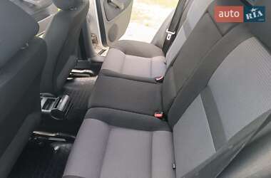 Универсал Volkswagen Golf 2000 в 