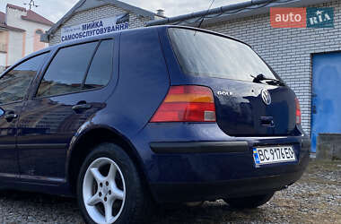Хэтчбек Volkswagen Golf 1999 в 