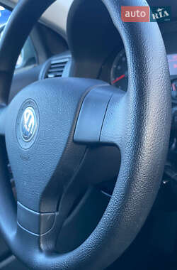 Універсал Volkswagen Golf 2008 в 