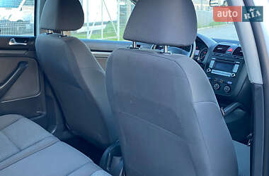 Універсал Volkswagen Golf 2008 в 