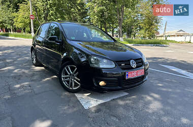 Хэтчбек Volkswagen Golf 2008 в 