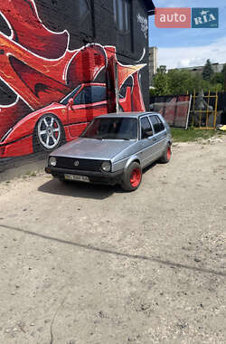 Хэтчбек Volkswagen Golf 1985 в Луцке