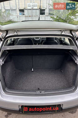 Хэтчбек Volkswagen Golf 2007 в 