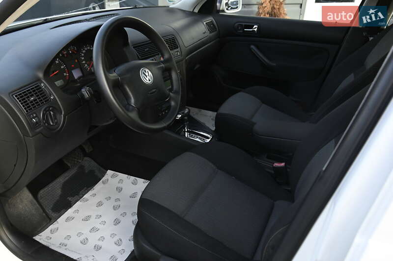 Універсал Volkswagen Golf 2003 в Бердичеві