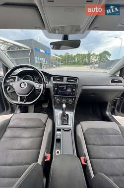 Универсал Volkswagen Golf 2017 в 