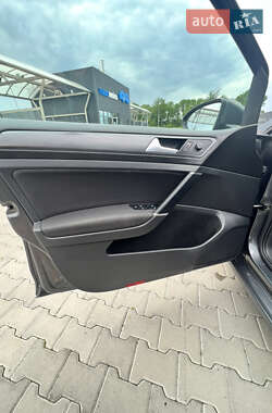 Универсал Volkswagen Golf 2017 в 