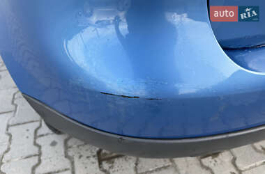 Хетчбек Volkswagen Golf 2005 в 