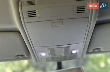 Хэтчбек Volkswagen Golf 2014 в 