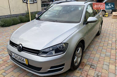 Универсал Volkswagen Golf 2015 в Конотопе