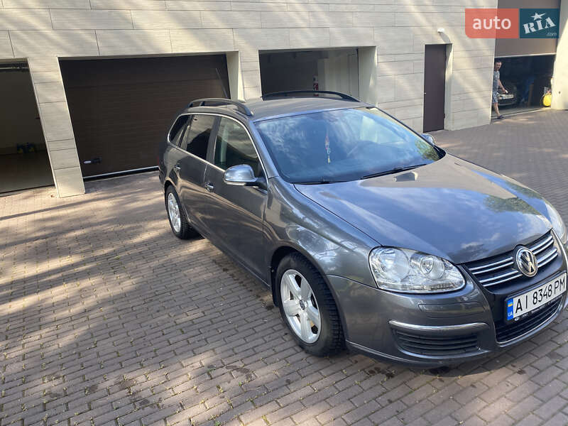Универсал Volkswagen Golf 2008 в Киеве