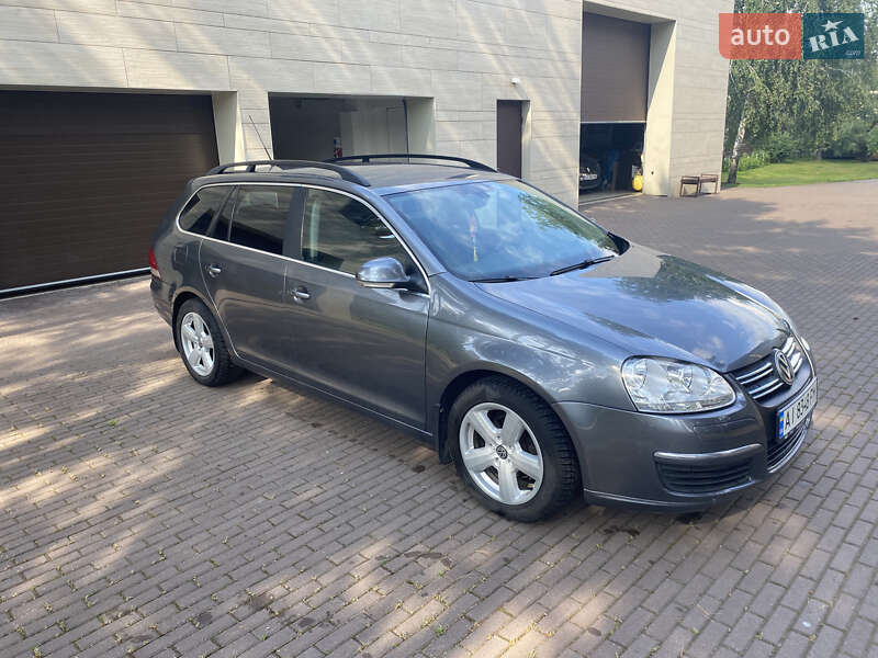 Универсал Volkswagen Golf 2008 в Киеве