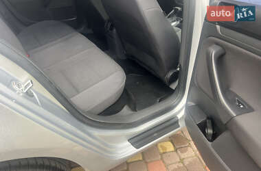 Хэтчбек Volkswagen Golf 2009 в 