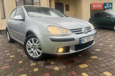 Хэтчбек Volkswagen Golf 2009 в 