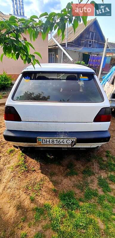 Хэтчбек Volkswagen Golf 1985 в 