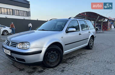 Универсал Volkswagen Golf 2001 в Ивано-Франковске