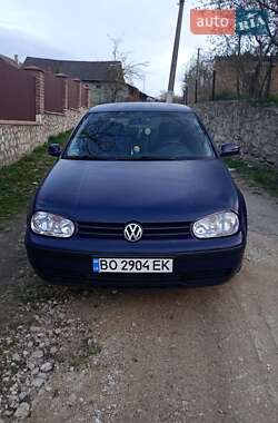 Хэтчбек Volkswagen Golf 1998 в Подволочиске