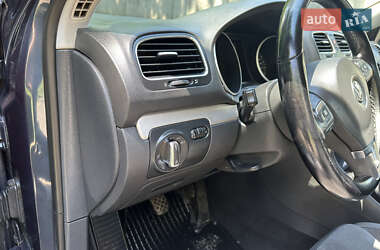 Универсал Volkswagen Golf 2010 в 
