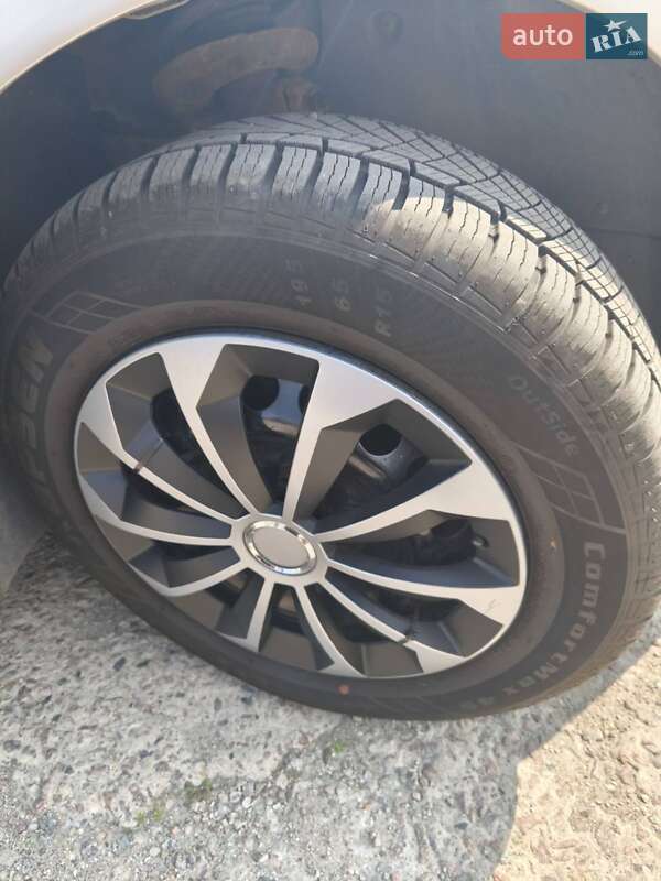 Хетчбек Volkswagen Golf 2006 в Дніпрі фото 17 Хетчбек Volkswagen Golf 2006 в Дніпрі