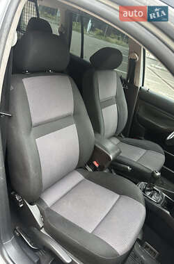 Універсал Volkswagen Golf 2001 в 