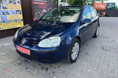Хетчбек Volkswagen Golf 2006 в Прилуках