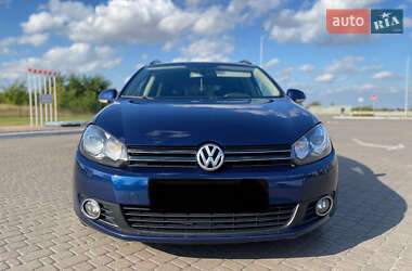 Універсал Volkswagen Golf 2011 в 