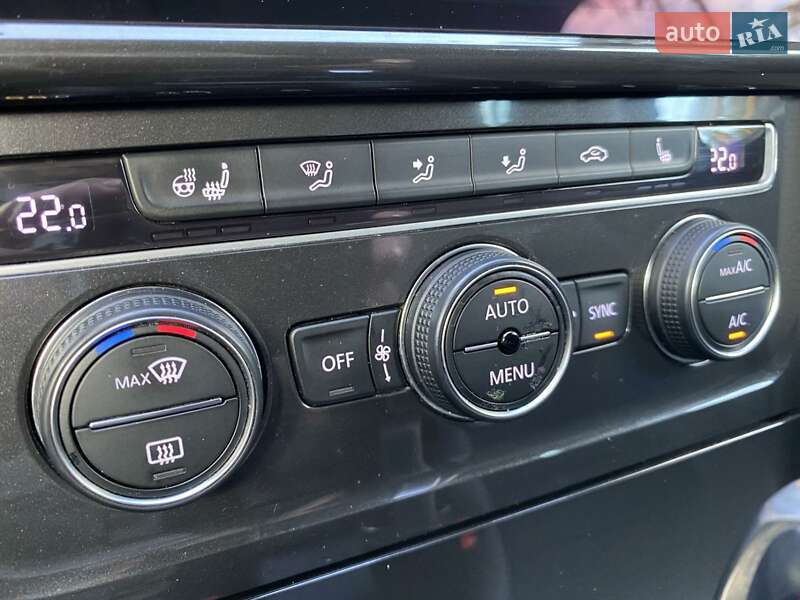 Універсал Volkswagen Golf 2018 в Черкасах