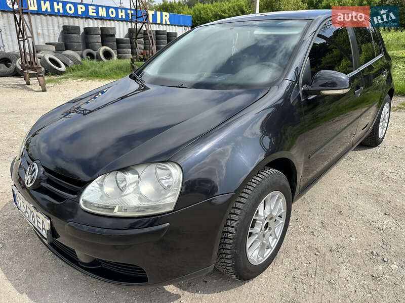 Volkswagen Golf 2004