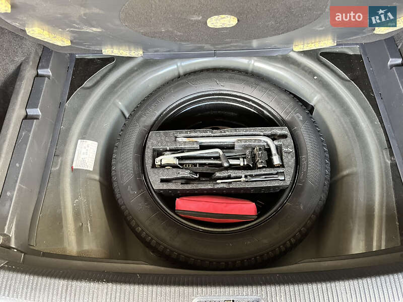 Универсал Volkswagen Golf 2011 в Харькове