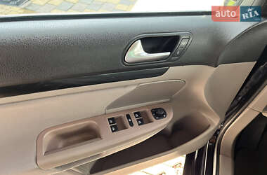 Универсал Volkswagen Golf 2011 в 