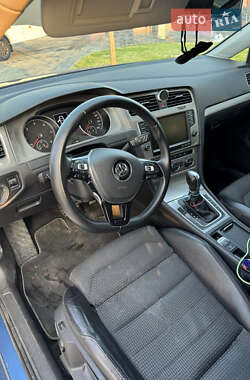 Універсал Volkswagen Golf 2014 в 