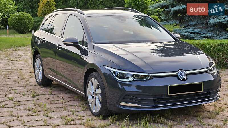 Универсал Volkswagen Golf 2021 в Киеве