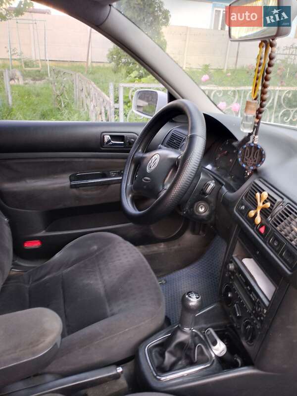 Універсал Volkswagen Golf 2003 в Бару