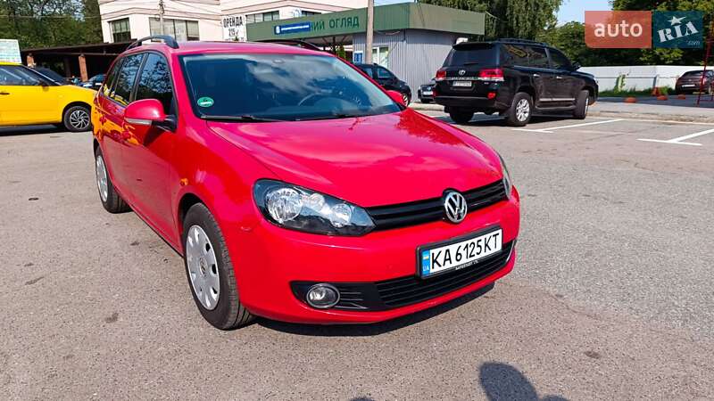 Универсал Volkswagen Golf 2010 в Броварах