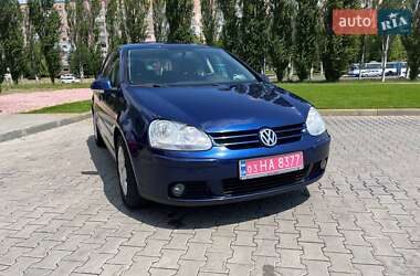 Хетчбек Volkswagen Golf 2007 в 