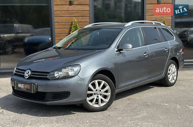 Універсал Volkswagen Golf 2013 в 