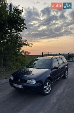 Універсал Volkswagen Golf 2001 в Рівному
