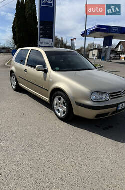 Хетчбек Volkswagen Golf 2003 в Прилуках