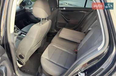 Универсал Volkswagen Golf 2013 в 