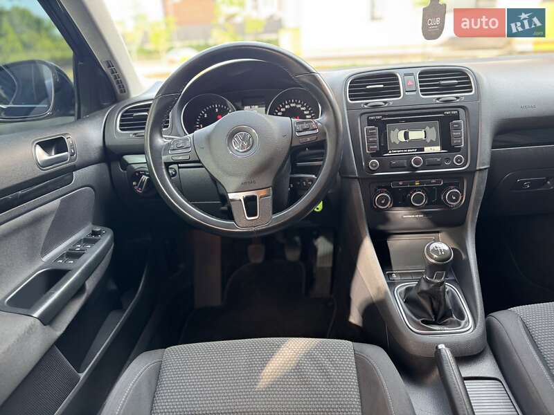 Универсал Volkswagen Golf 2013 в Виннице