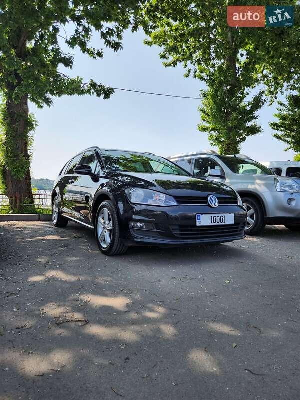 Универсал Volkswagen Golf 2013 в Тернополе