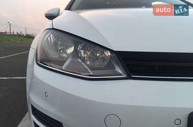 Універсал Volkswagen Golf 2013 в 