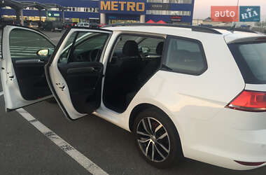 Універсал Volkswagen Golf 2013 в 