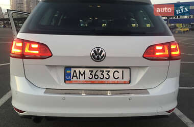 Універсал Volkswagen Golf 2013 в 
