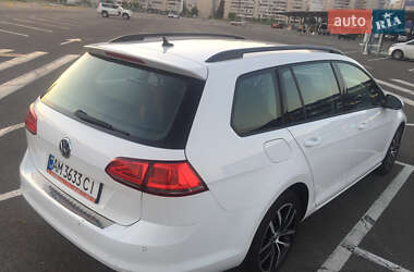Універсал Volkswagen Golf 2013 в 