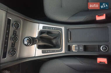 Універсал Volkswagen Golf 2013 в 