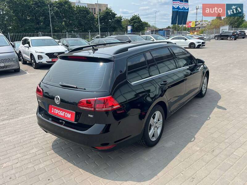 Універсал Volkswagen Golf 2015 в Полтаві
