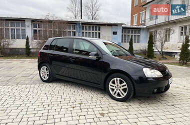 Хэтчбек Volkswagen Golf 2007 в 