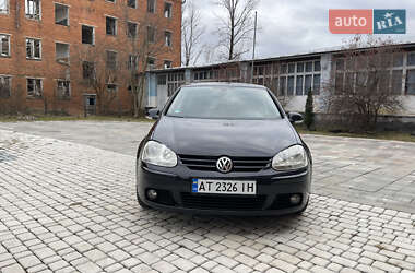 Хэтчбек Volkswagen Golf 2007 в 