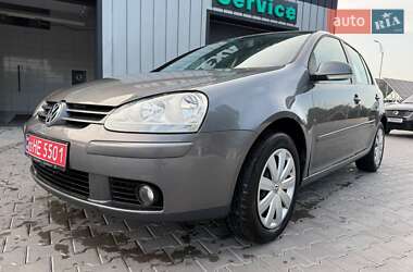 Хетчбек Volkswagen Golf 2007 в 