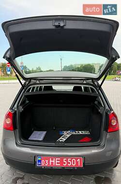 Хетчбек Volkswagen Golf 2007 в 